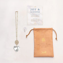 Load image into Gallery viewer, Suncatcher Angel Wings
